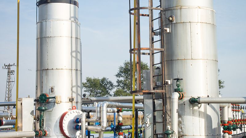 玻璃鋼噴淋塔.jpg 玻璃鋼噴淋塔.jpg